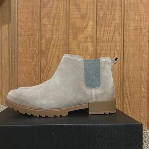 SOREL Emelie II Waterproof Suede Chelsea Boot: OMEGA TAUPE: NIB: SZ 10